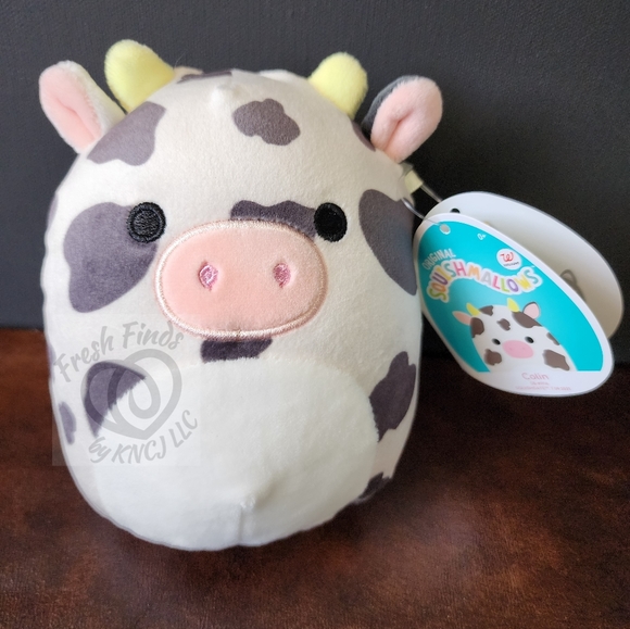 Squishmallows Colin the Cow Valentine's Exclusive 5 Inch HTF - Picture 1 of 2